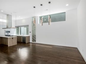 1155 W 18th Street, Houston TX 77008