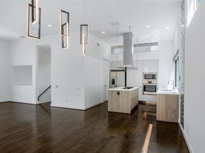 1155 W 18th Street, Houston TX 77008