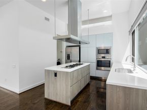 1155 W 18th Street, Houston TX 77008