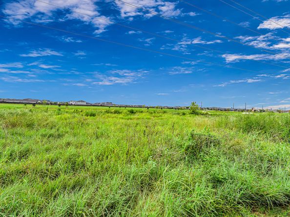 3002 Crown Gate Drive, Houston TX 77047