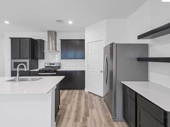 3002 Crown Gate Drive, Houston TX 77047