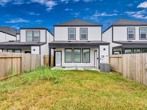 3002 Crown Gate Drive, Houston TX 77047
