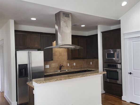 2423 Roufa Road, Houston TX 77003