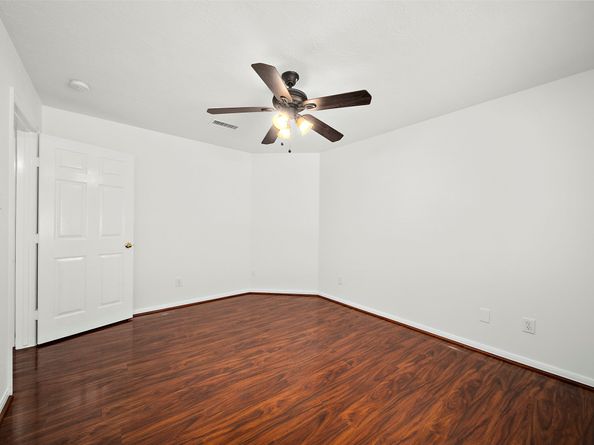 83 Hidden Meadow Drive, The Woodlands TX 77382