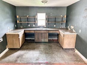 9108 Elbert Street, Houston TX 77028