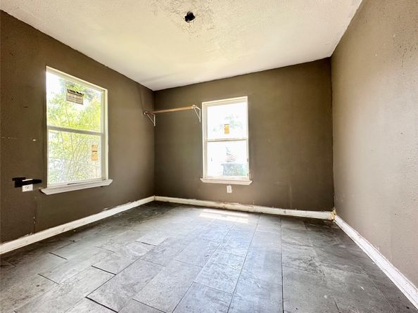 9108 Elbert Street, Houston TX 77028