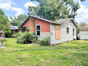 9108 Elbert Street, Houston TX 77028