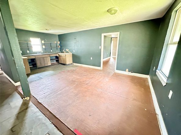 9108 Elbert Street, Houston TX 77028