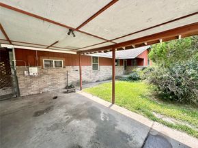 9108 Elbert Street, Houston TX 77028