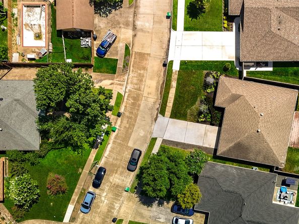 1311 Guese Road, Houston TX 77008