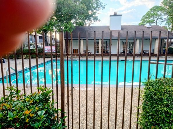 6633 W Airport Boulevard W 704, Houston TX 77035