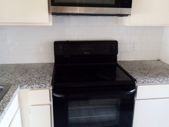 6633 W Airport Boulevard W 704, Houston TX 77035