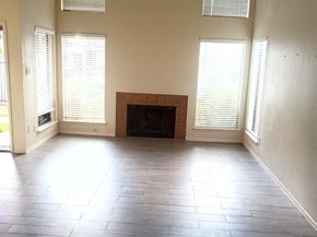 6633 W Airport Boulevard W 704, Houston TX 77035