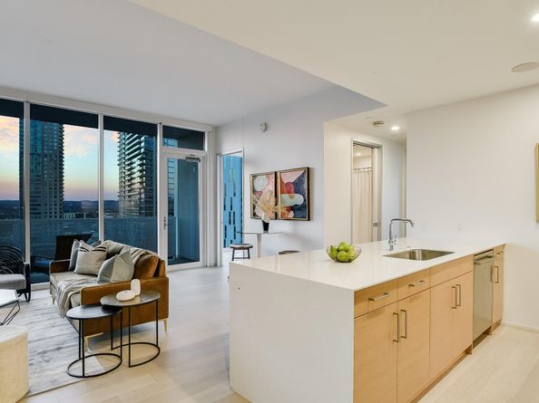 301 West Avenue 1301, Austin TX 78701