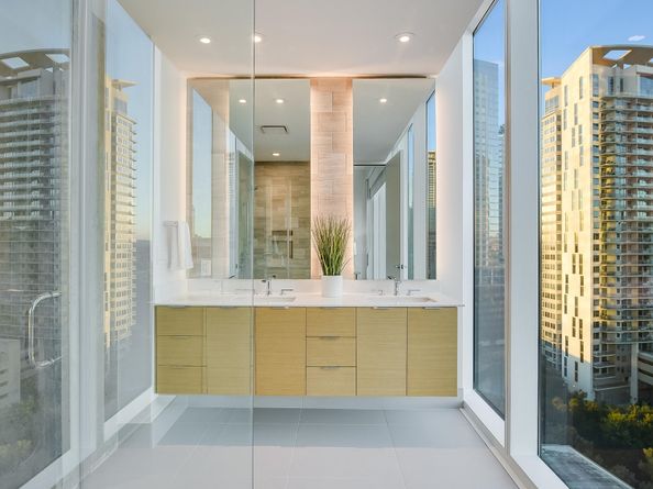 301 West Avenue 1301, Austin TX 78701