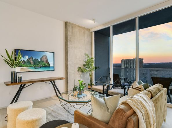 301 West Avenue 1301, Austin TX 78701