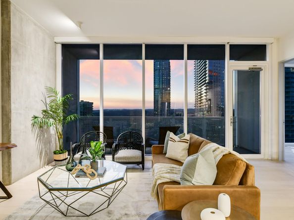 301 West Avenue 1301, Austin TX 78701
