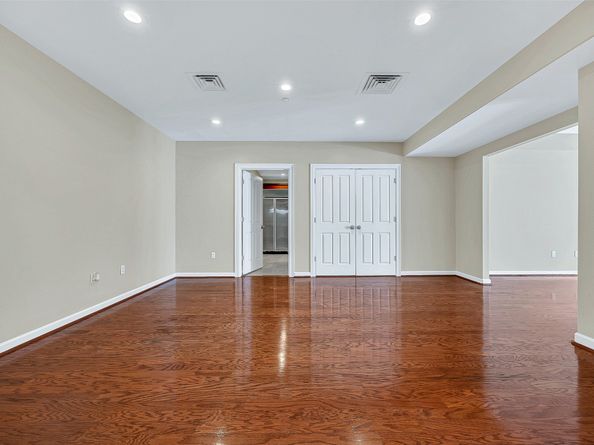 914 Main Street 1213, Houston TX 77002