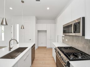 2210 Diagonal Lane, Houston TX 77051