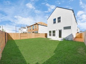 2210 Diagonal Lane, Houston TX 77051