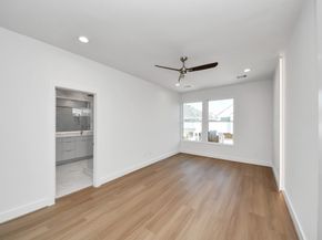 2210 Diagonal Lane, Houston TX 77051
