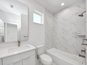 2210 Diagonal Lane, Houston TX 77051