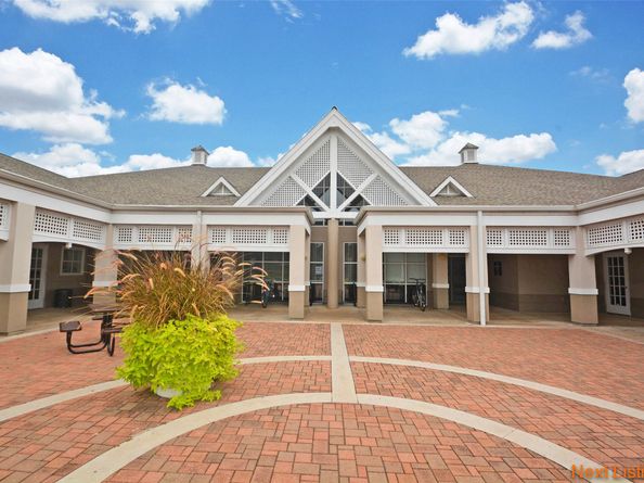 1823 Misty Oaks Lane, Sugar Land TX 77479