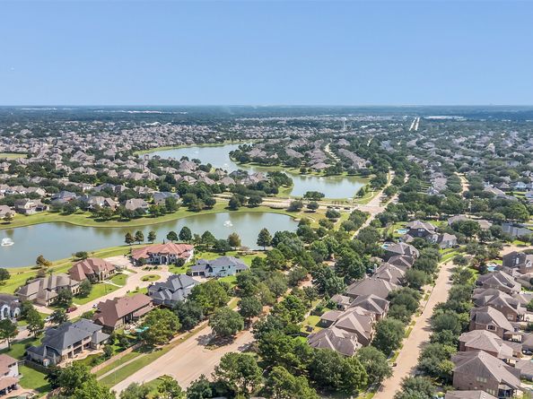 15127 Turquoise Mist Drive, Cypress TX 77433
