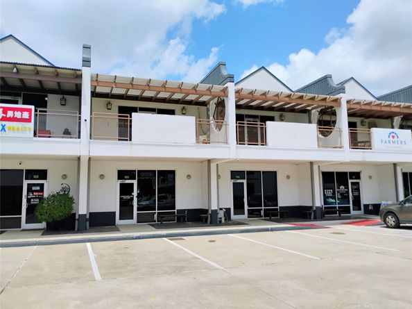 9788 Clarewood Drive 105, Houston TX 77036