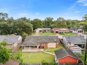 10426 Ney, Houston TX 77034