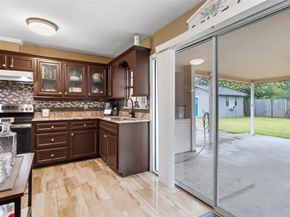 10426 Ney, Houston TX 77034