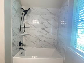 1525 Francis Street, Houston TX 77004