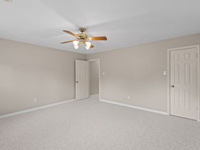 7414 Starbridge Drive, Houston TX 77095