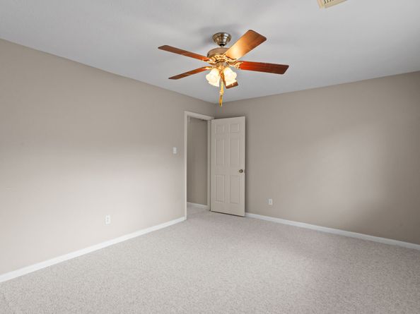 7414 Starbridge Drive, Houston TX 77095