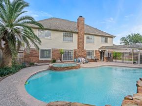 7414 Starbridge Drive, Houston TX 77095