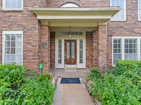 7414 Starbridge Drive, Houston TX 77095