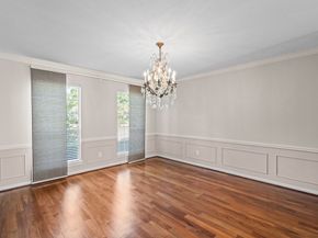 7414 Starbridge Drive, Houston TX 77095