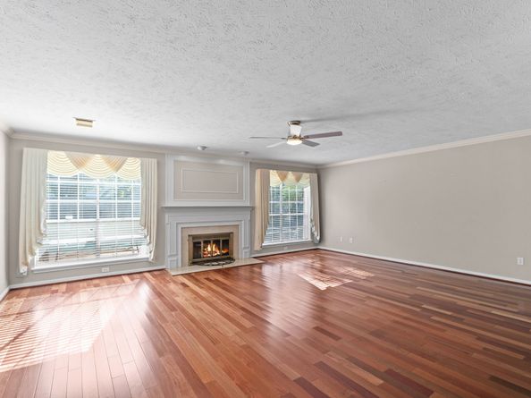 7414 Starbridge Drive, Houston TX 77095