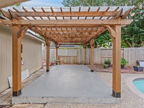 7414 Starbridge Drive, Houston TX 77095