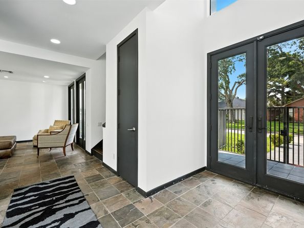 2019 Mcclendon Street, Houston TX 77030