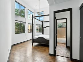 2019 Mcclendon Street, Houston TX 77030