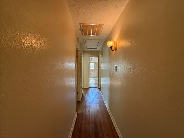 5402 Flamingo Drive, Houston TX 77033