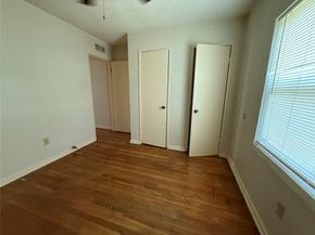 5402 Flamingo Drive, Houston TX 77033