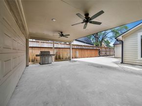 1583 Sue Barnett Drive, Houston TX 77018