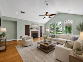 1583 Sue Barnett Drive, Houston TX 77018