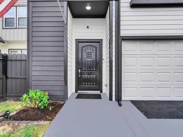 7923 Bonaire Street, Houston TX 77028