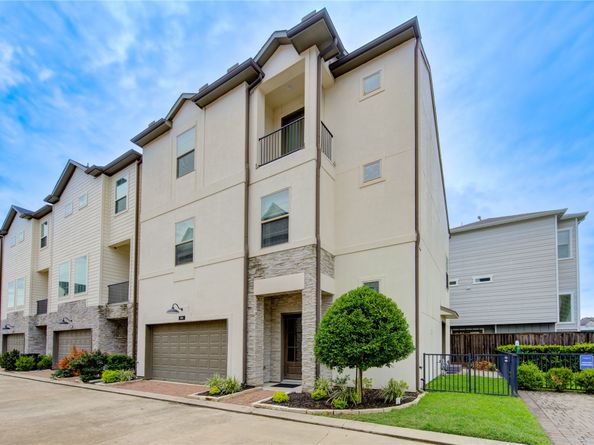 10918 Brookeshire Chase Lane, Houston TX 77043