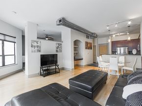 1901 Post Oak Boulevard 3115, Houston TX 77056