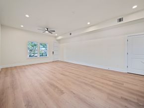234 E 39 th Street, Houston TX 77018