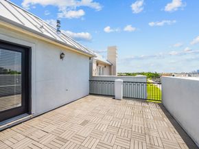 6604 Toledo Street, Houston TX 77008
